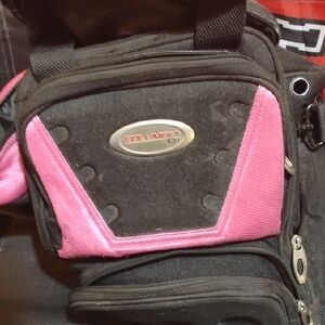 Columbia Women's Black and Pink Baby Bag
